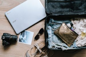  Packing tips for moving overseas in your black suitcase